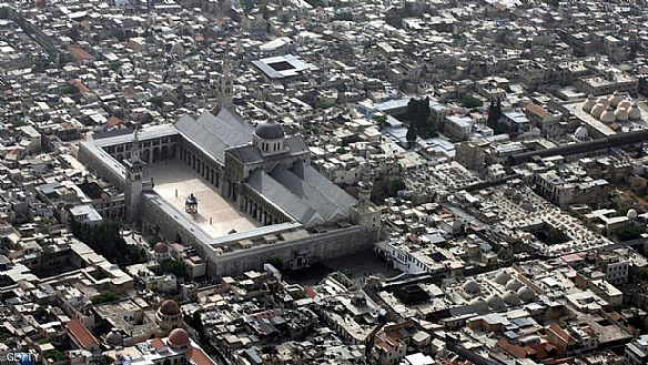 منظر عام لمدينة دمشق يتوسطها المسجد الأموي