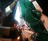 حرق العلم الإيراني في ساحة الإرادة مساء أمس