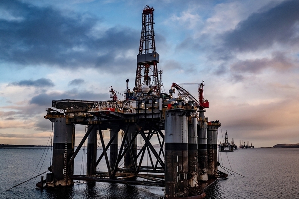                 مصر تعلن عن كشف بترولي جديد بخليج السويس يضيف 3 آلاف برميل يومياً              