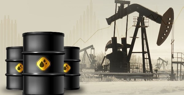                 النفط يهبط 3% في أسبوع ومخاوف الإمدادات تضغط على الأسواق              