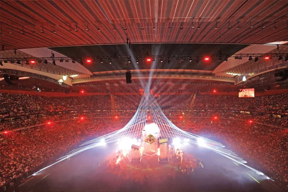                 رسائل الوحدة والأمل تخطف الأضواء في حفل الافتتاح              