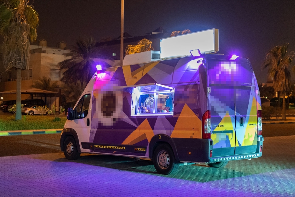                 «التجارة» تدعو أصحاب الـ«فود ترك» إلى استخراج الرخصة الذكية              