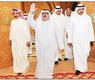 ناصر صباح الاحمد يحيي رواد ديوانيته بمناسبة افتتاحها امس
