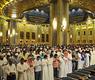 المصلين في المسجد الكبير